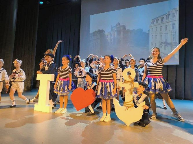 2441 image for slide