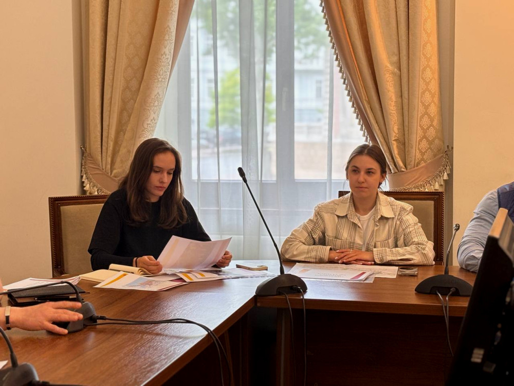 4002 image for slide