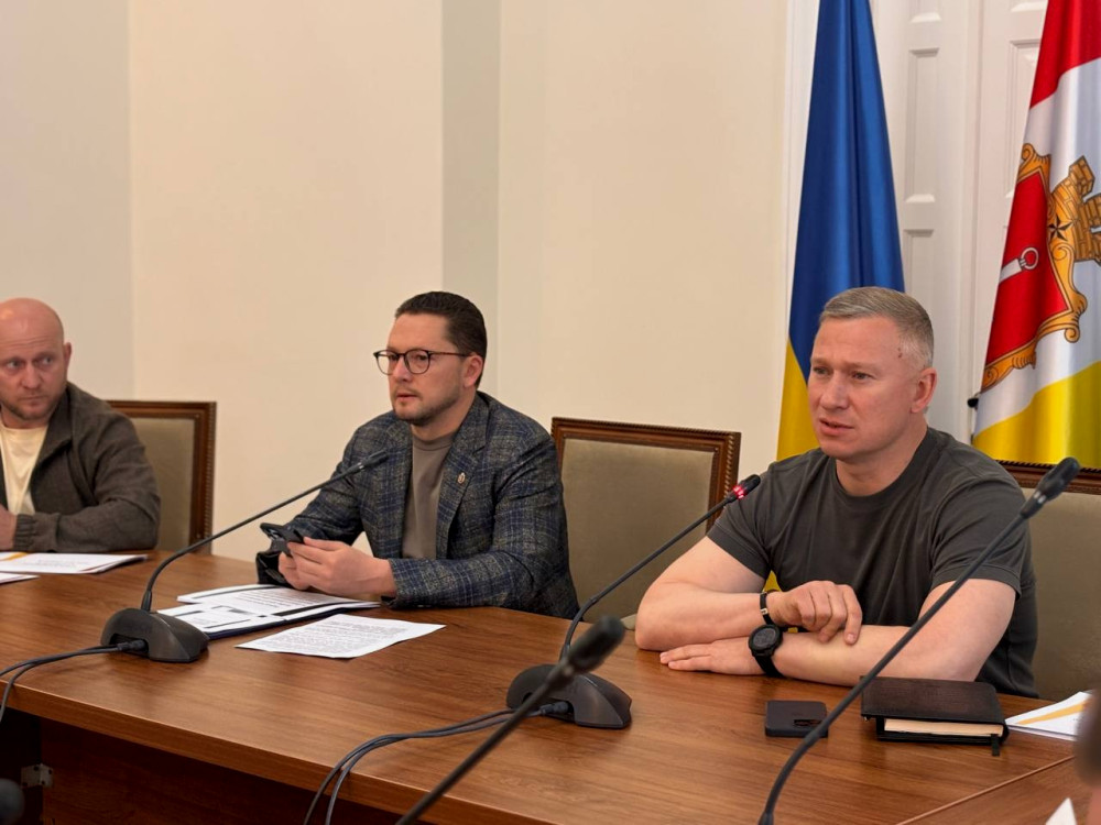 4004 image for slide