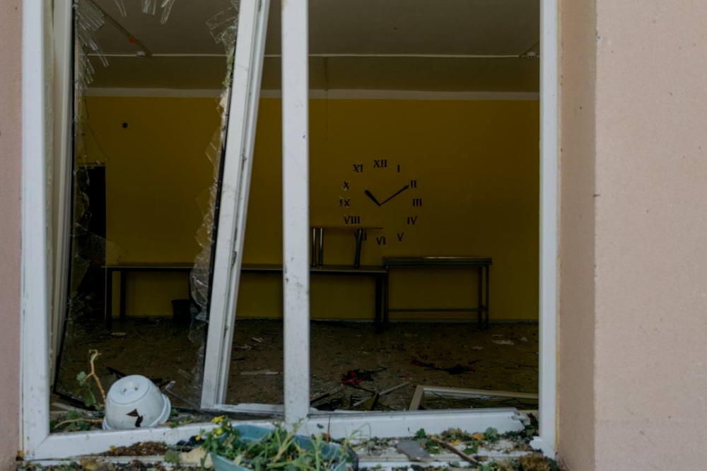 4493 image for slide