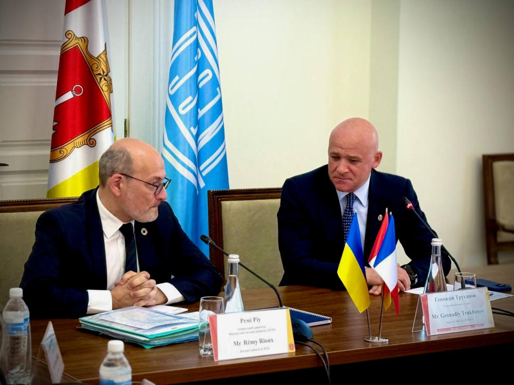 4561 image for slide