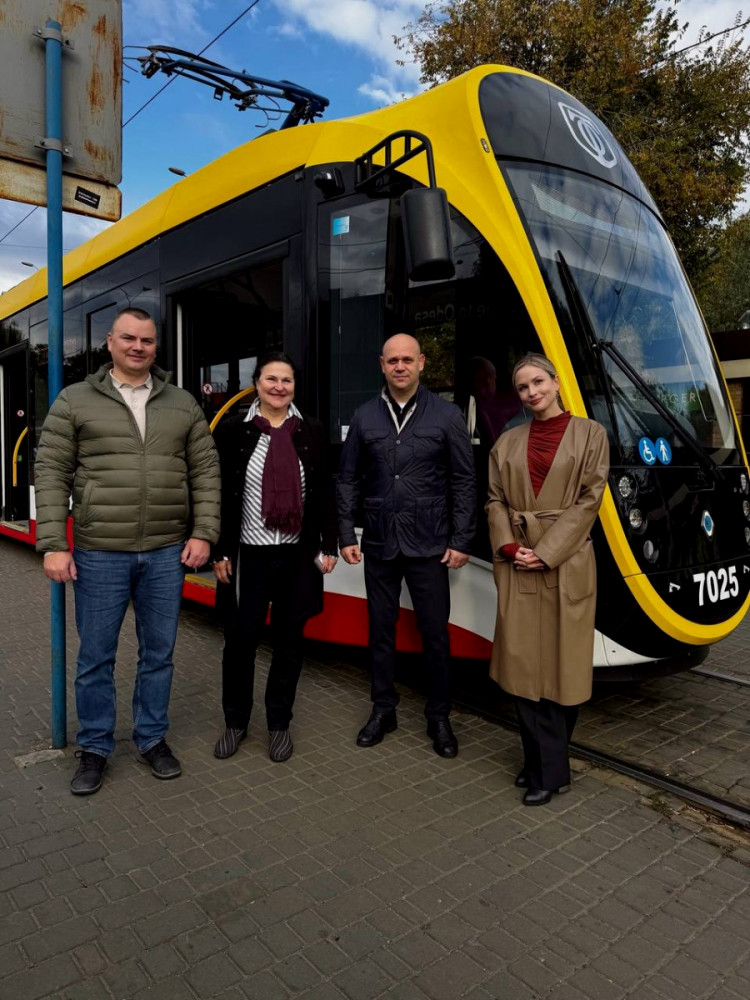 6677 image for slide