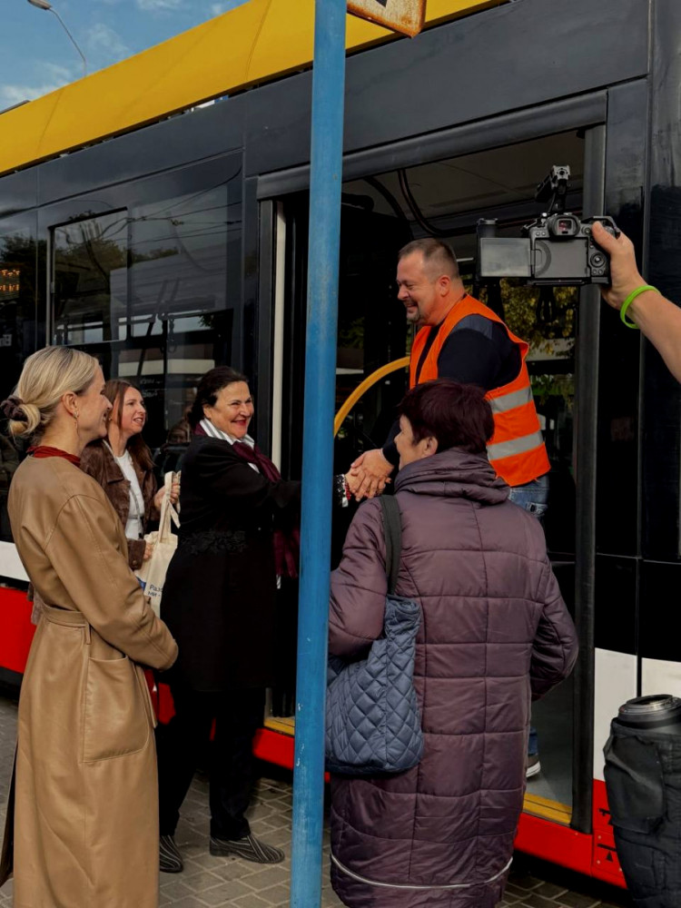 6681 image for slide