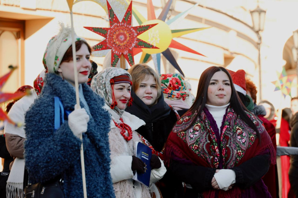 7242 image for slide