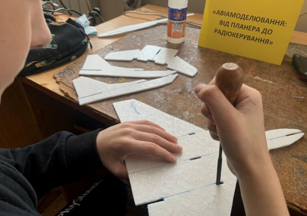 7408 image for slide